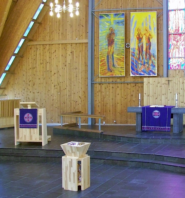 3. Volsdalen Kyrkje Døypefont, 2009, 91 x 50 x 50 cm